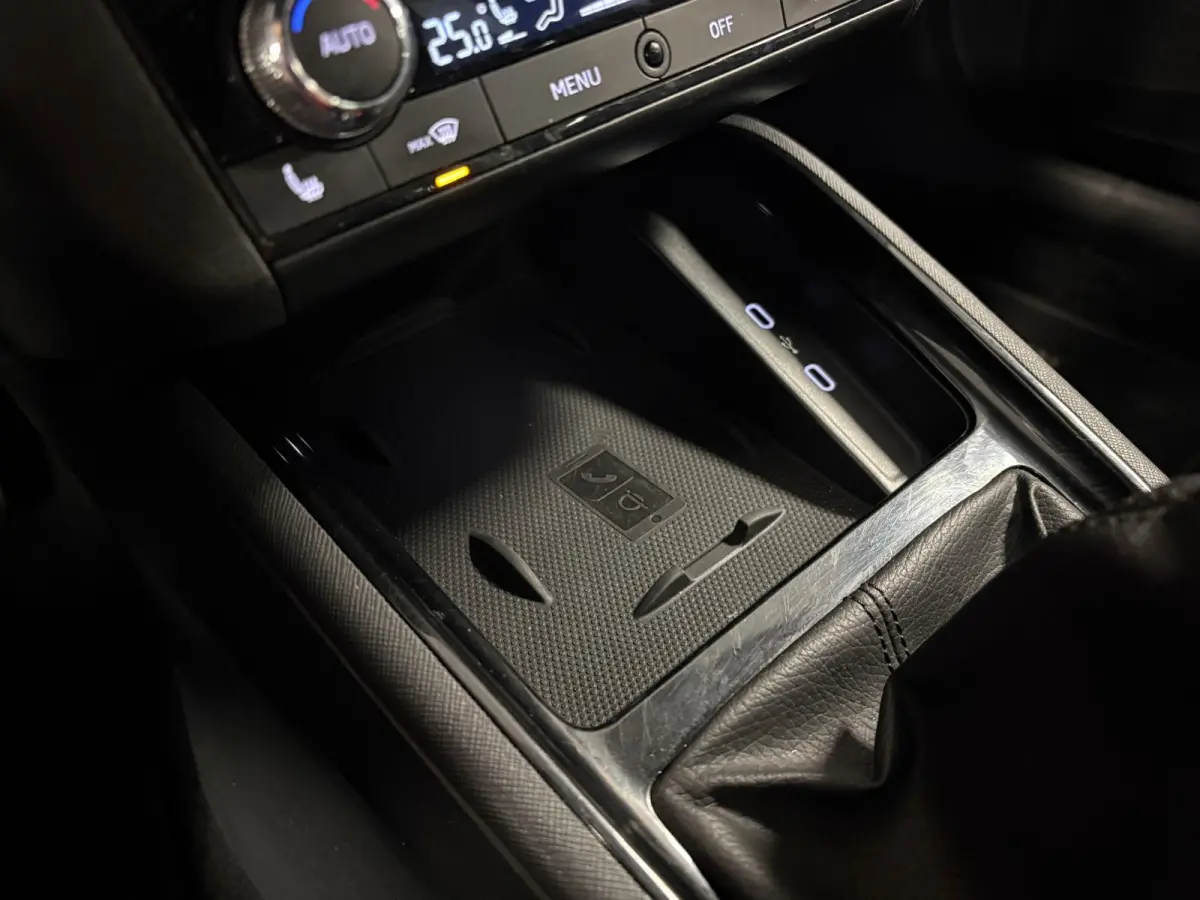 1.0 TSI Sport Business*Nap*Cruise-Control*Virtual cockpit*Stoelverwarming*PDC*Navi*Apple-Carplay-Andriod*