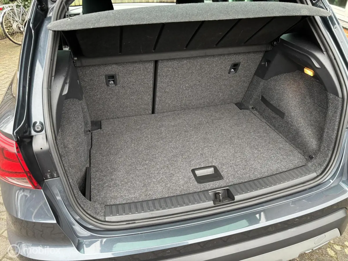 1.0 TSI FR Business Intense