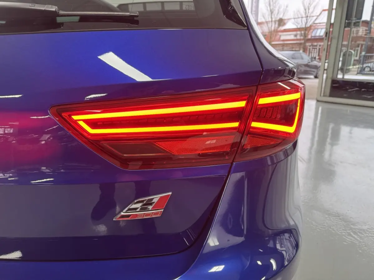 Cupra 300 4Drive Pano Virtual Acc Sfeer