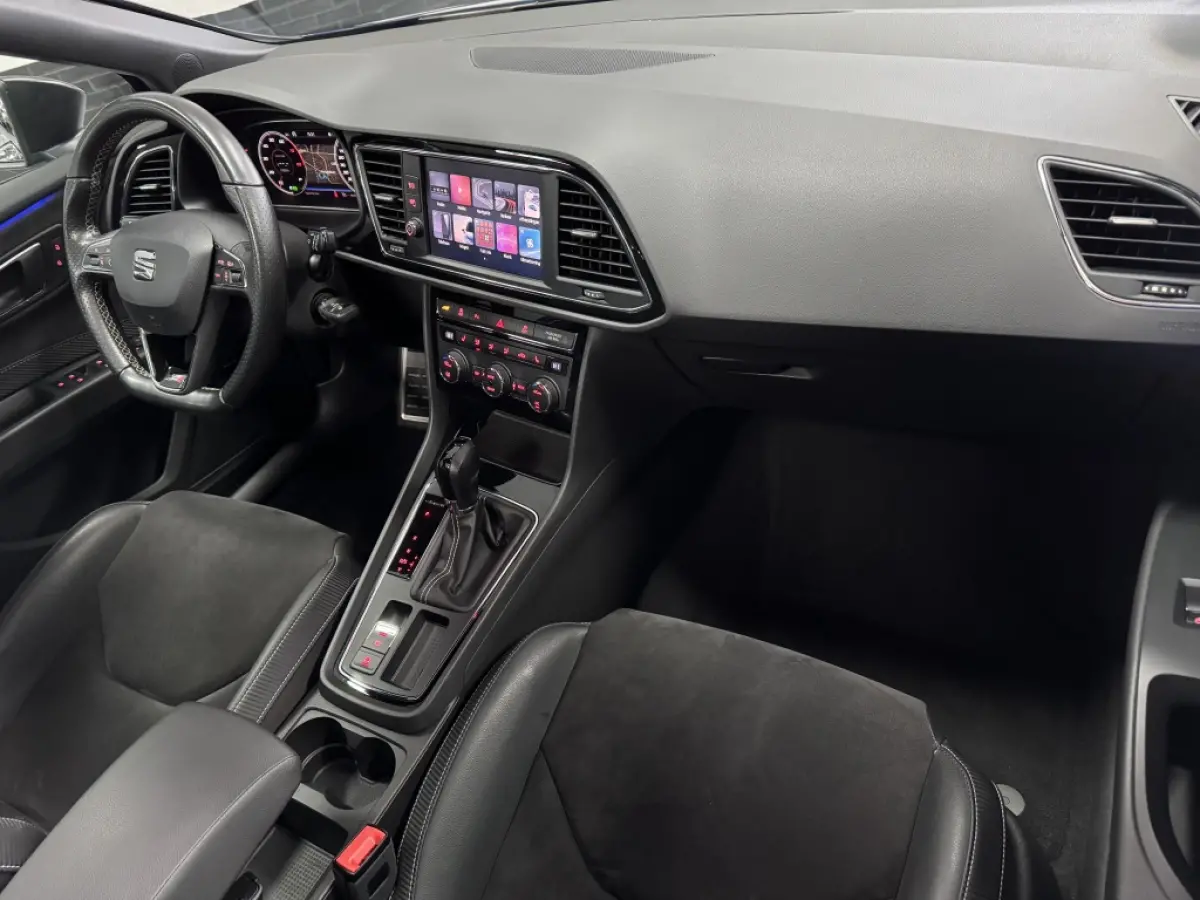 Cupra 300 4Drive Pano Virtual Acc Sfeer