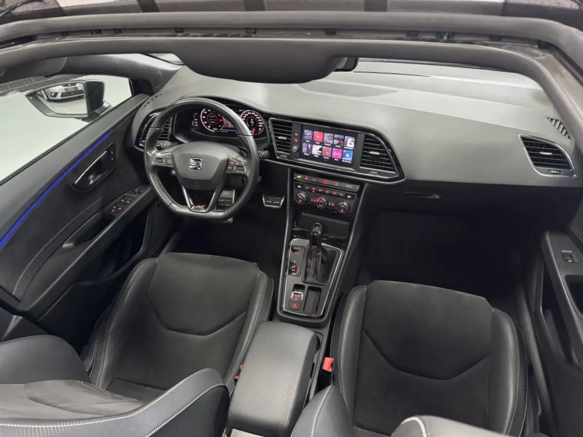 Cupra 300 4Drive Pano Virtual Acc Sfeer