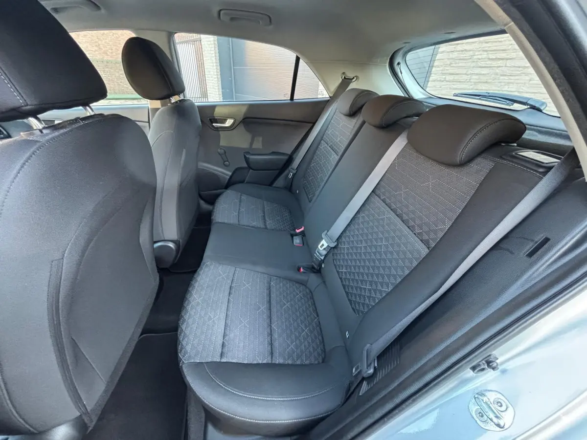 1.0 T-GDi MHEV ComfortLine|Hybride |5 Drs | 6 versnell.| 1st eigen. | Ned. auto |