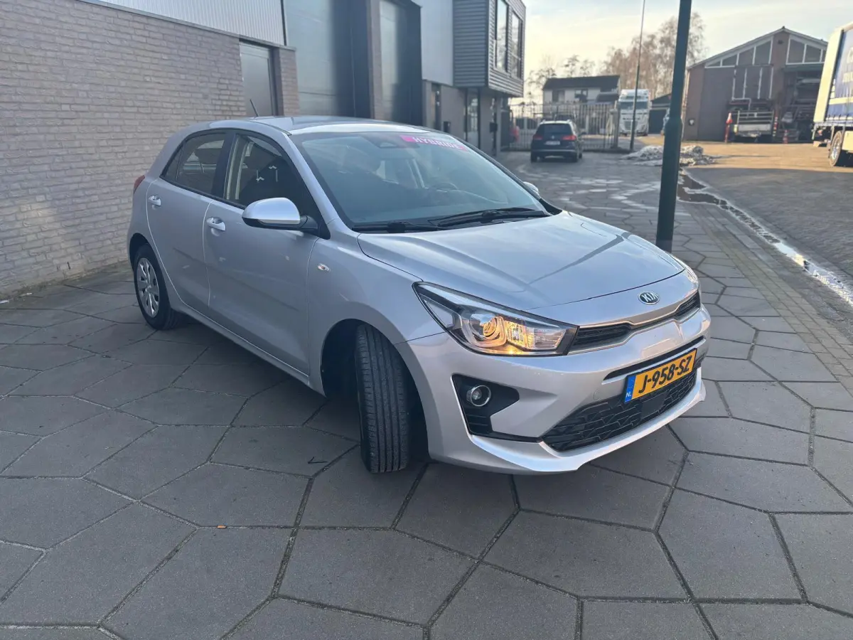 1.0 T-GDi MHEV ComfortLine|Hybride |5 Drs | 6 versnell.| 1st eigen. | Ned. auto |
