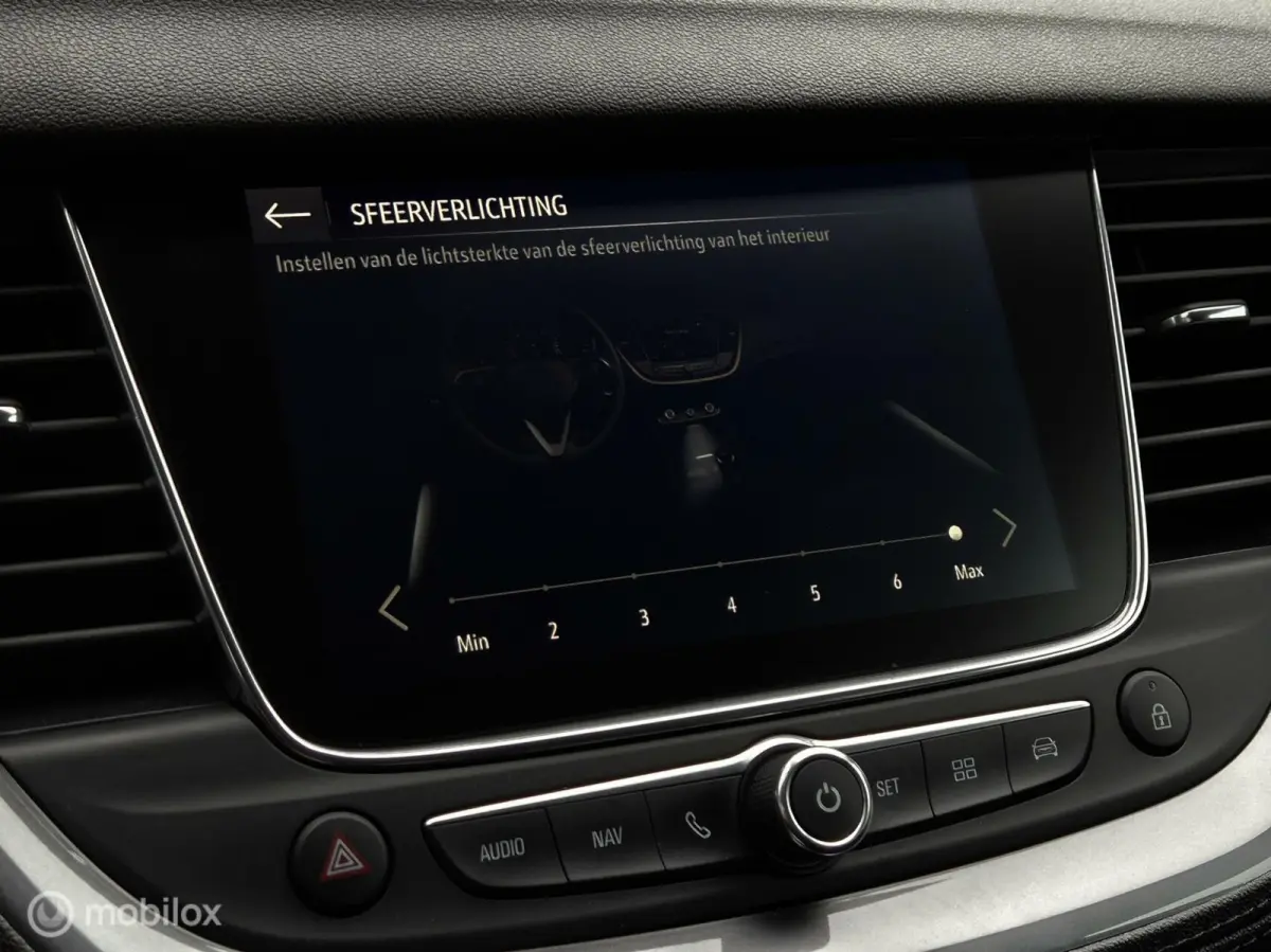 1.2 TURBO BUSINESS +/CAMERA/LED/HALF LEDER/CARPLAY/CLIMATE