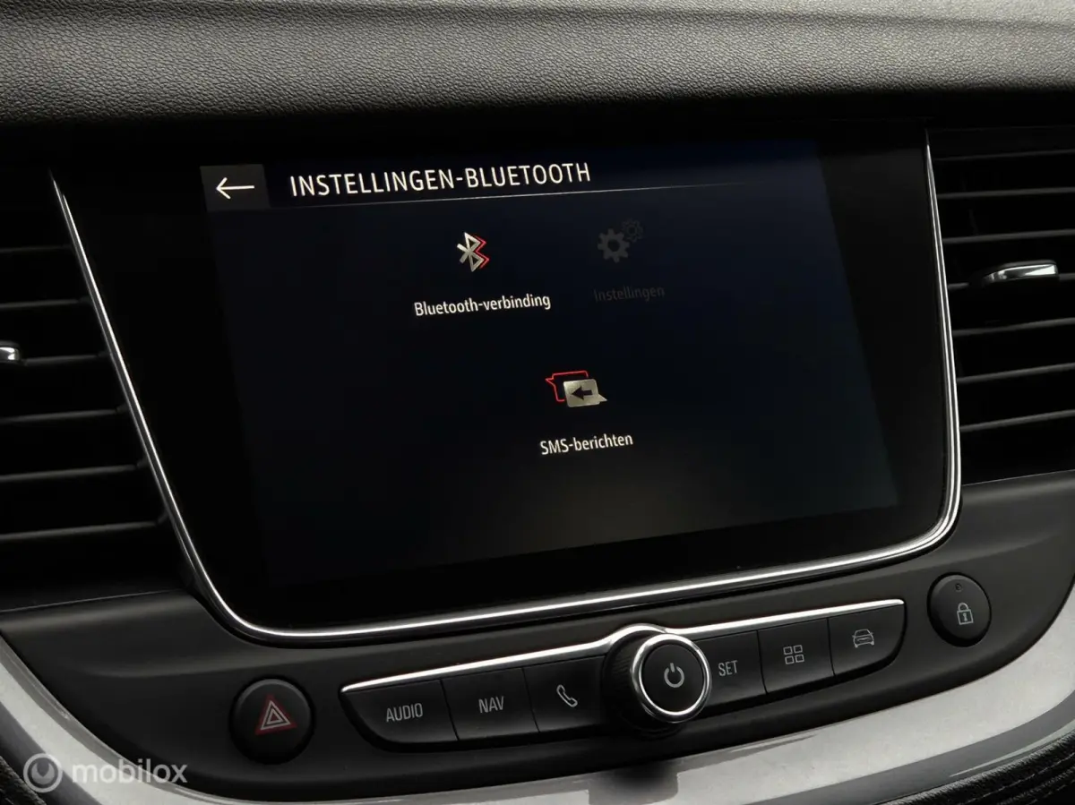 1.2 TURBO BUSINESS +/CAMERA/LED/HALF LEDER/CARPLAY/CLIMATE