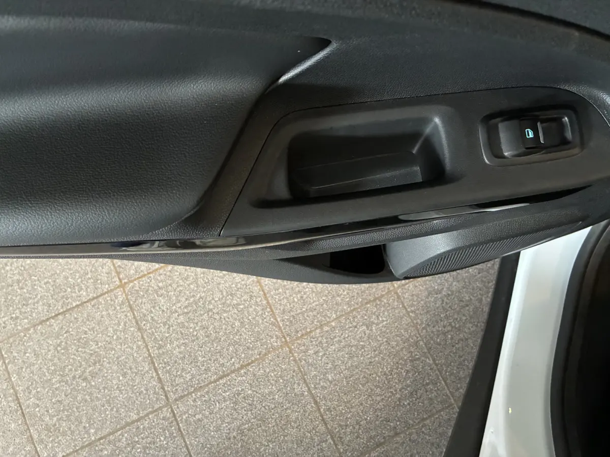 125pk EcoBoost Titanium navi-winterpack-blis