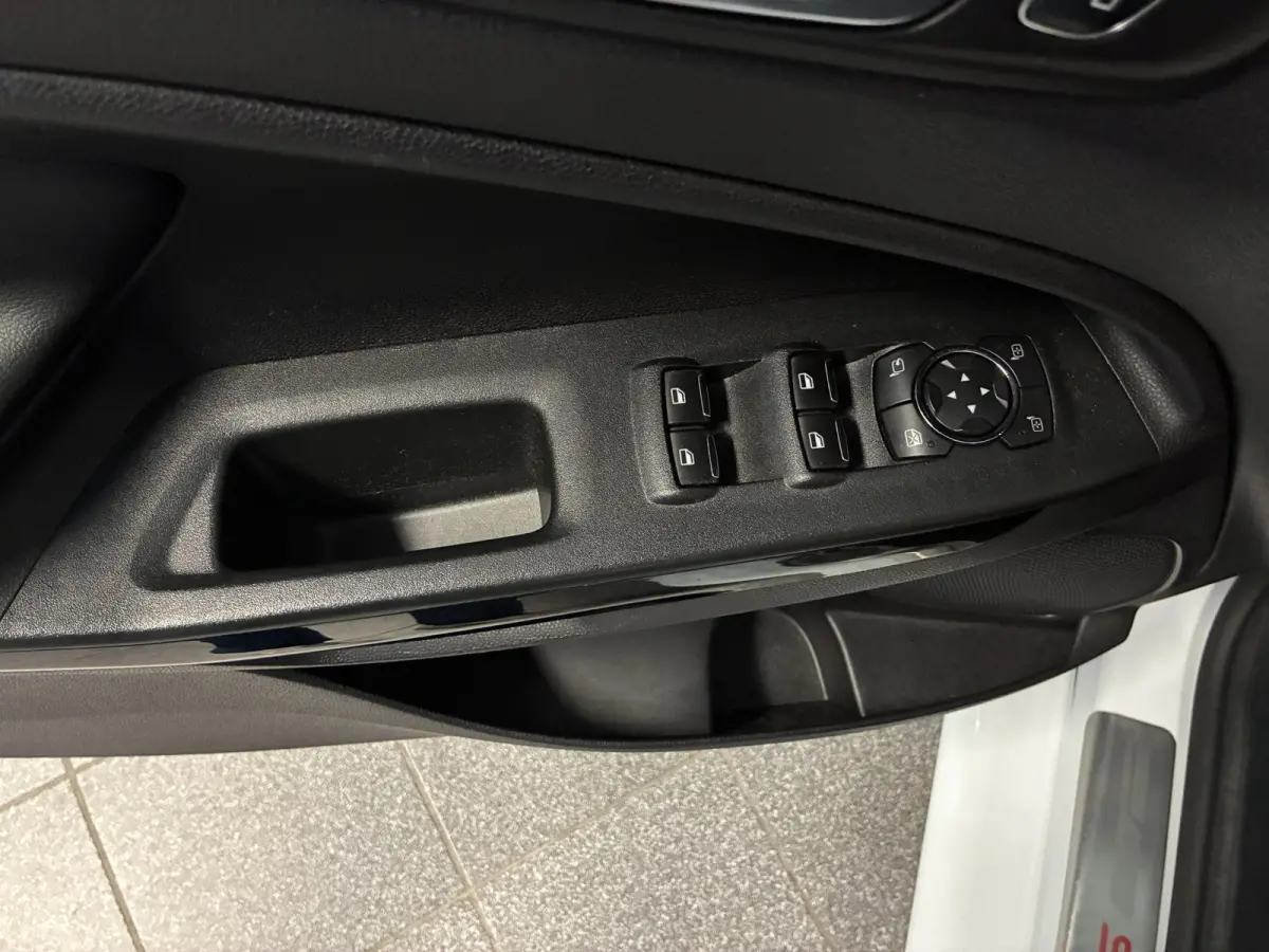 EcoBoost ST-Line vol opties!!