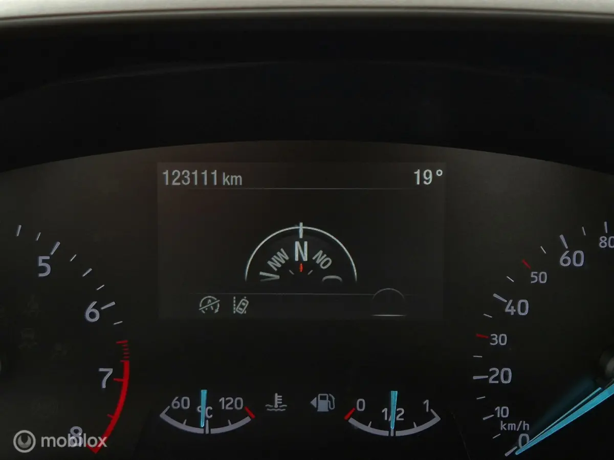 1.0 ECOBOOST HYBRID/LED/CAMERA/PDC/CARPLAY/NAVI/16''LMV