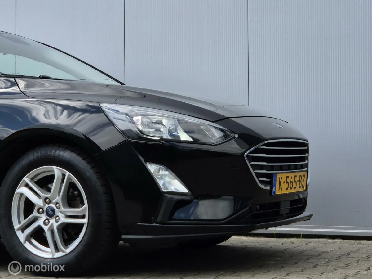 1.0 ECOBOOST HYBRID/LED/CAMERA/PDC/CARPLAY/NAVI/16''LMV