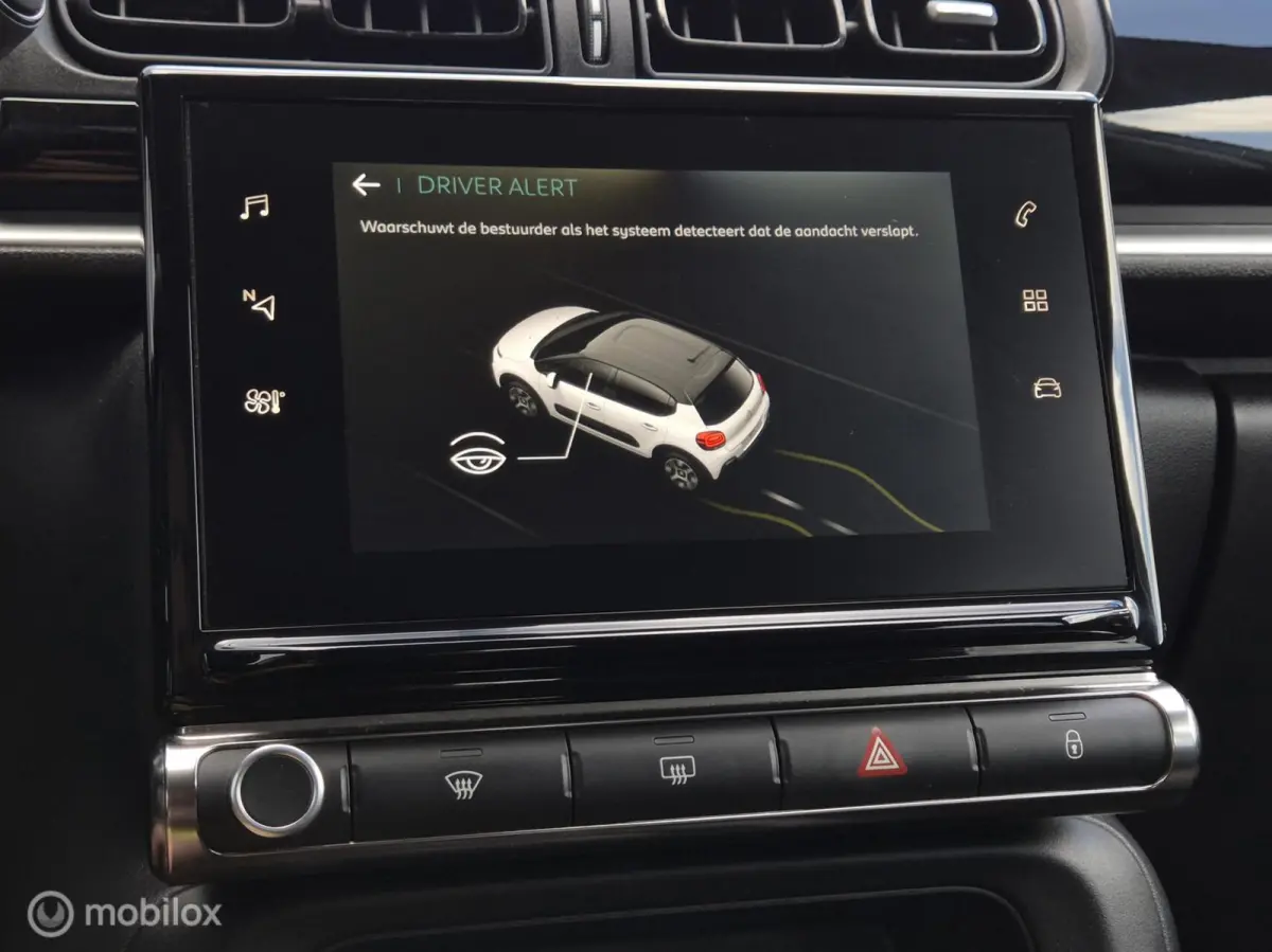 1.2 PURETECH FEEL/CLIMATE/LED/CARPLAY/CRUISE/BLUETOOTH