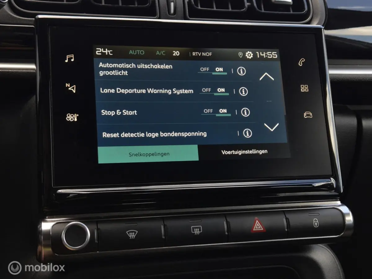 1.2 PURETECH FEEL/CLIMATE/LED/CARPLAY/CRUISE/BLUETOOTH