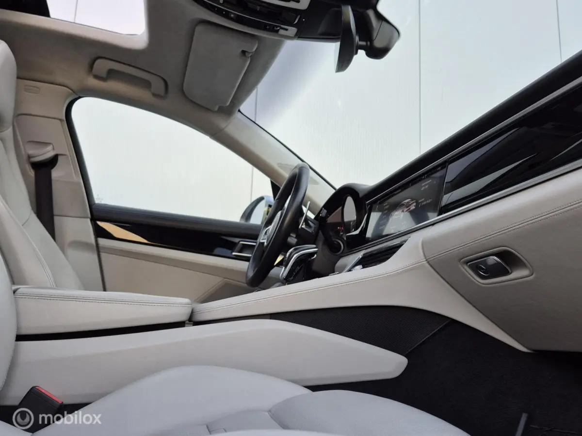 2.9 4 E-HYBRID/BURMESTER/360CAM/CHRONO/PANO/LEDER