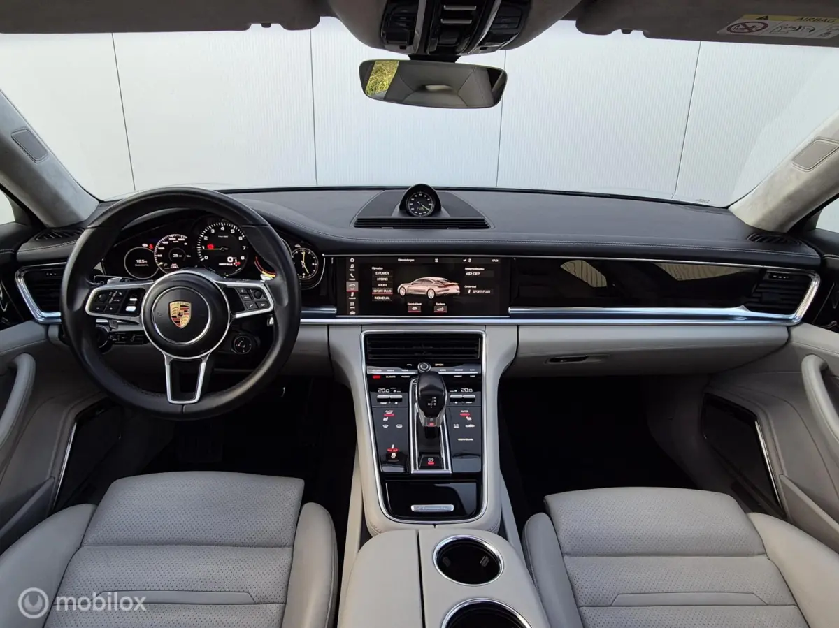 2.9 4 E-HYBRID/BURMESTER/360CAM/CHRONO/PANO/LEDER