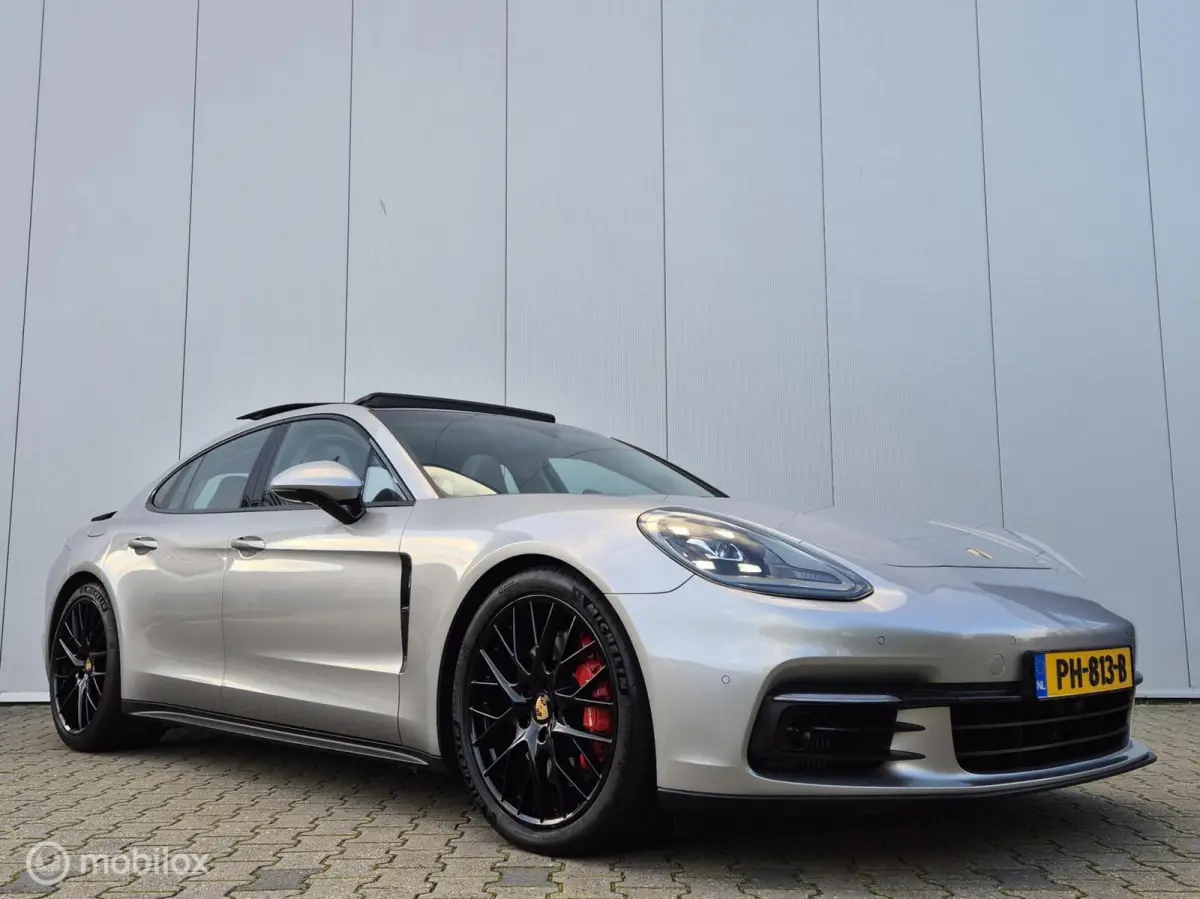 2.9 4 E-HYBRID/BURMESTER/360CAM/CHRONO/PANO/LEDER