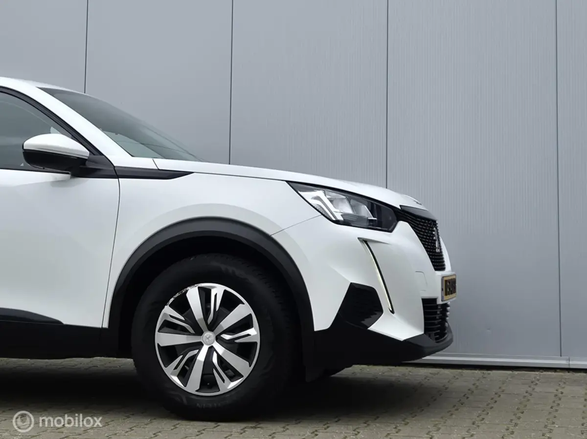 1.2 PURETECH ACTIVE/LED/CARPLAY/DAB/PDC/NIEUWE MOTOR