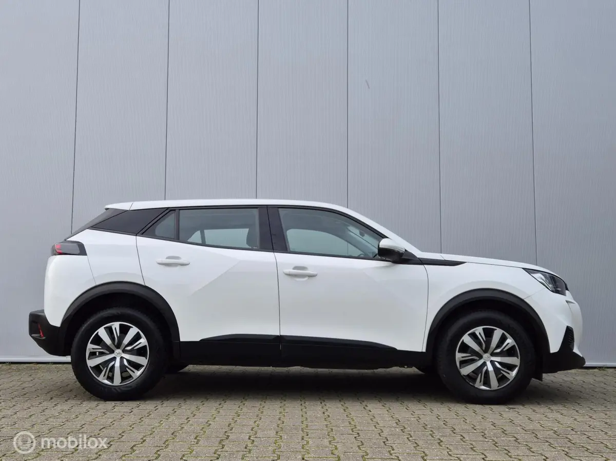 1.2 PURETECH ACTIVE/LED/CARPLAY/DAB/PDC/NIEUWE MOTOR