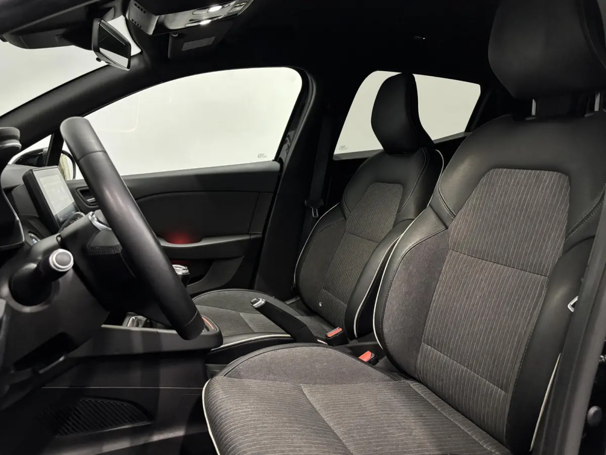 1.0 TCe Intens Airco Navigatie Cruise control Multimedia