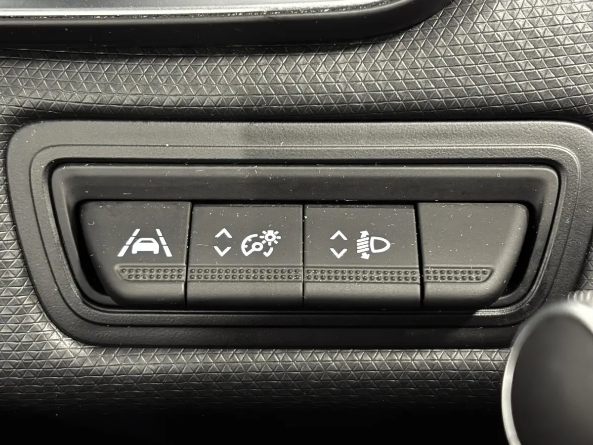 1.0 TCe Intens Airco Navigatie Cruise control Multimedia