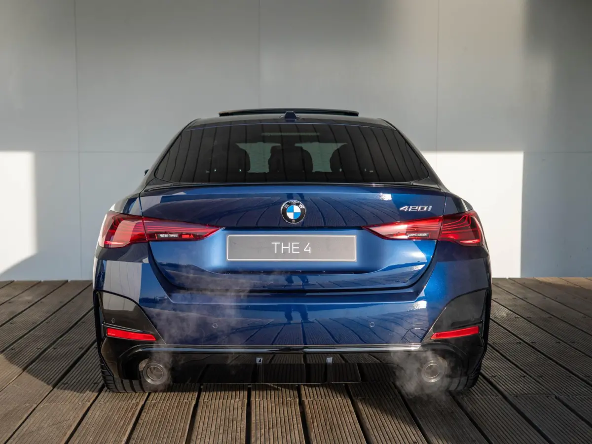 420i | M Sportpakket Pro | Showroom Selection