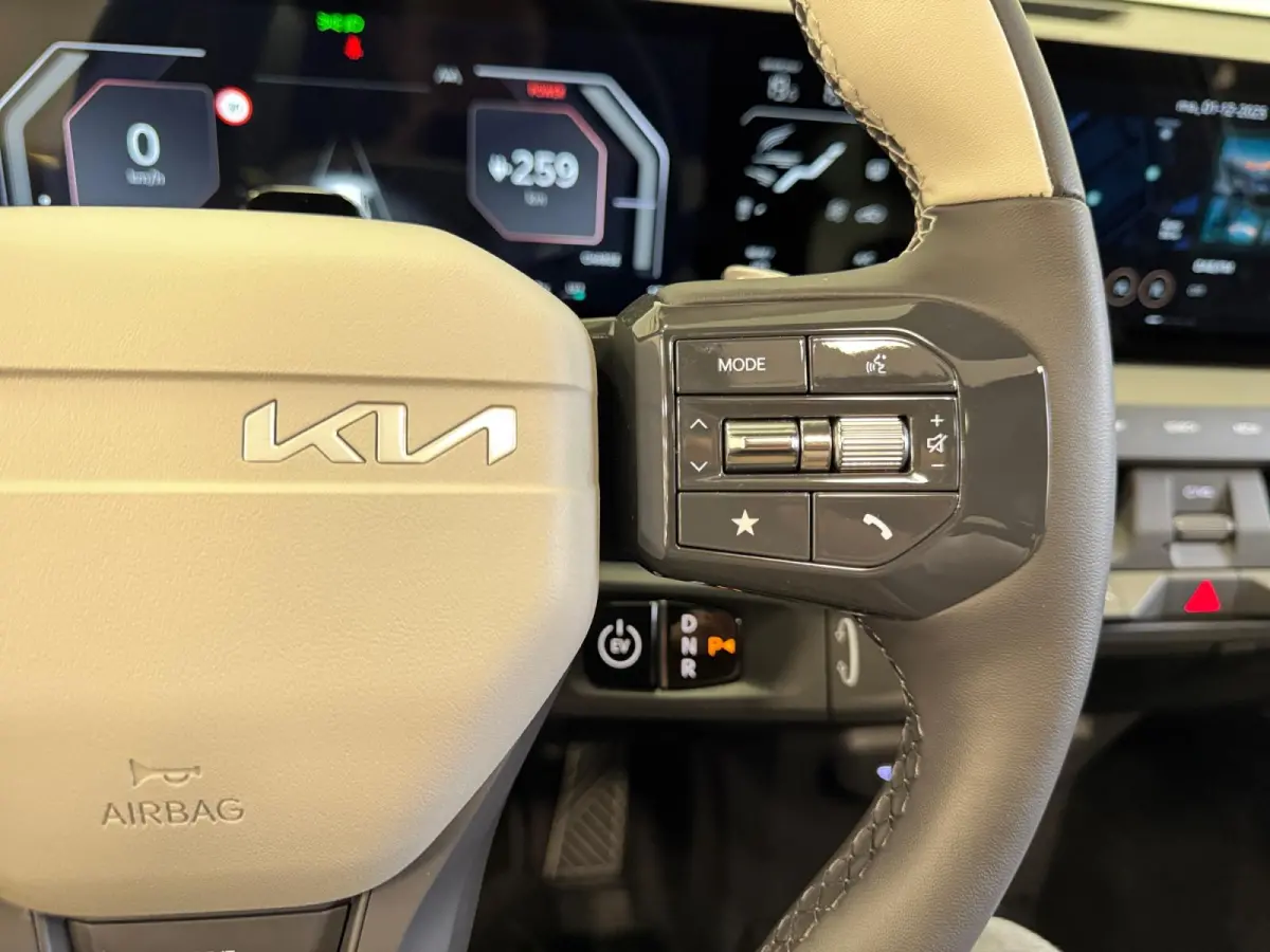 GT-PlusLine 81.4 kWh | Informeer naar beschikbaarheid | 505 km actieradius | 19" Inch velgen | NU €3000 inruilpremie + 500 korting KIA laadpaal