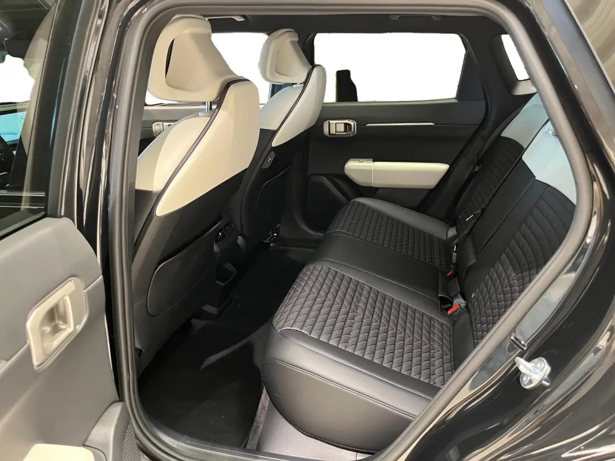 GT-Line Business Edition 81.4 kWh | 595 km WLTP-actieradius | GT-bekleding | 19" Inch velgen | Mogelijk €2500 voorraadvoordeel!*