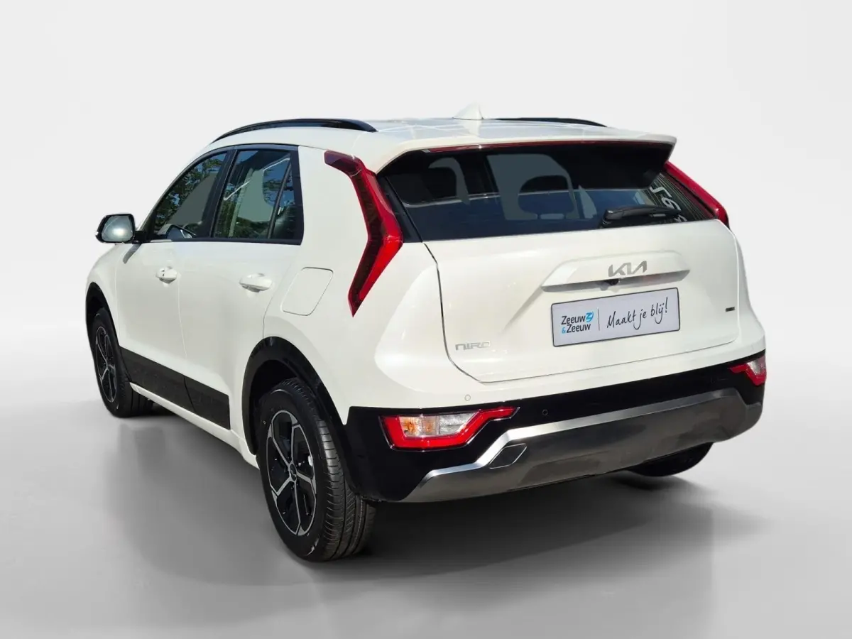 1.6 GDi Hybrid DynamicLine | Enkele kleuren op voorraad bel voor info | NU MET €3.000 inruilpremie en €1000 voorraadvoordeel!