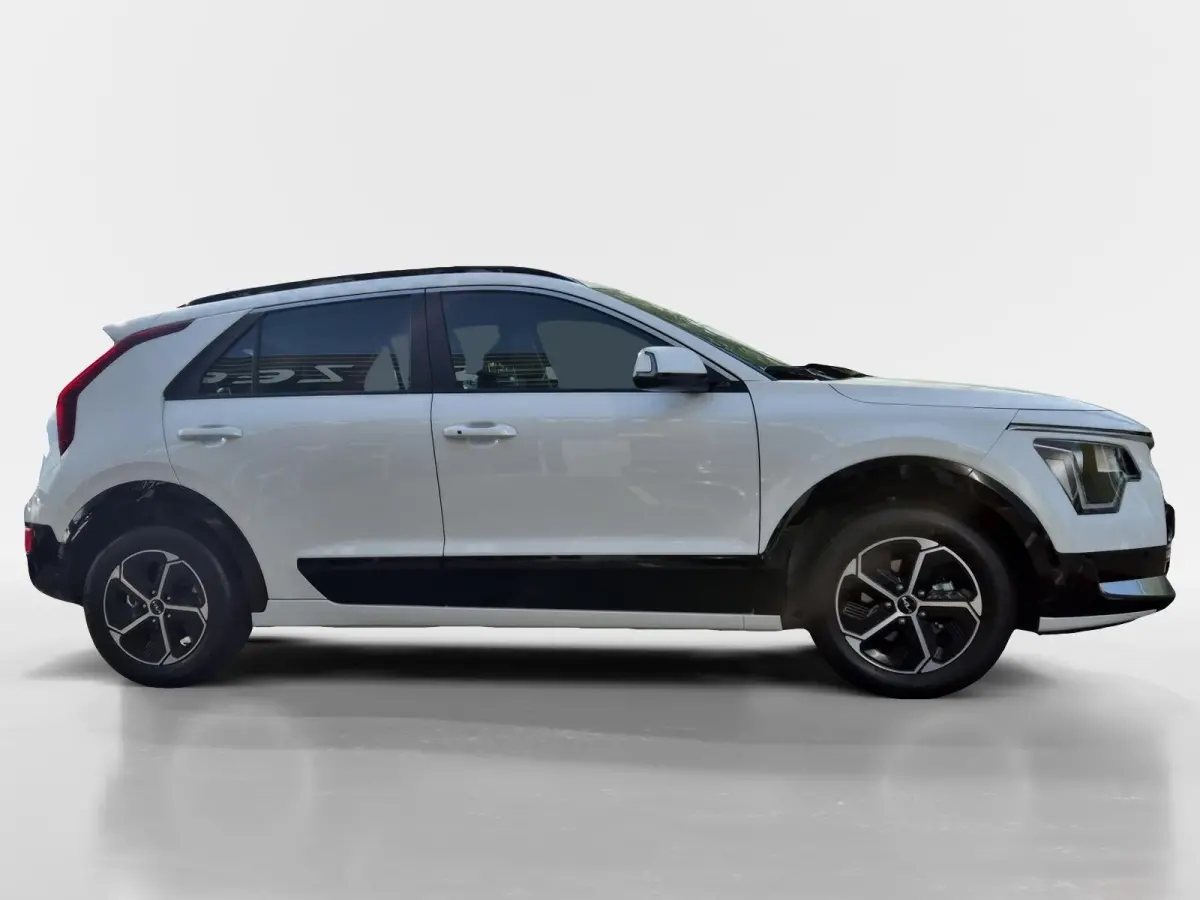 1.6 GDi Hybrid DynamicLine | Enkele kleuren op voorraad bel voor info | NU MET €3.000 inruilpremie en €1000 voorraadvoordeel!
