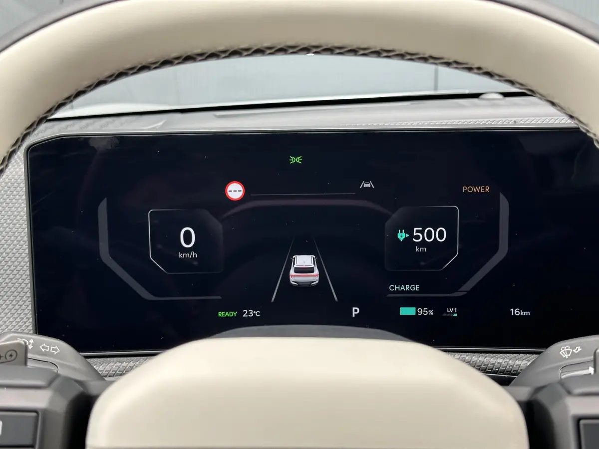 GT-Line 84 kWh | Demo | Direct leverbaar | Garantie t/m 06-2032 | Navi | Clima | 360 Camera | Schuif-/kanteldak | Stoel-/stuurverwarming | Matrix LED