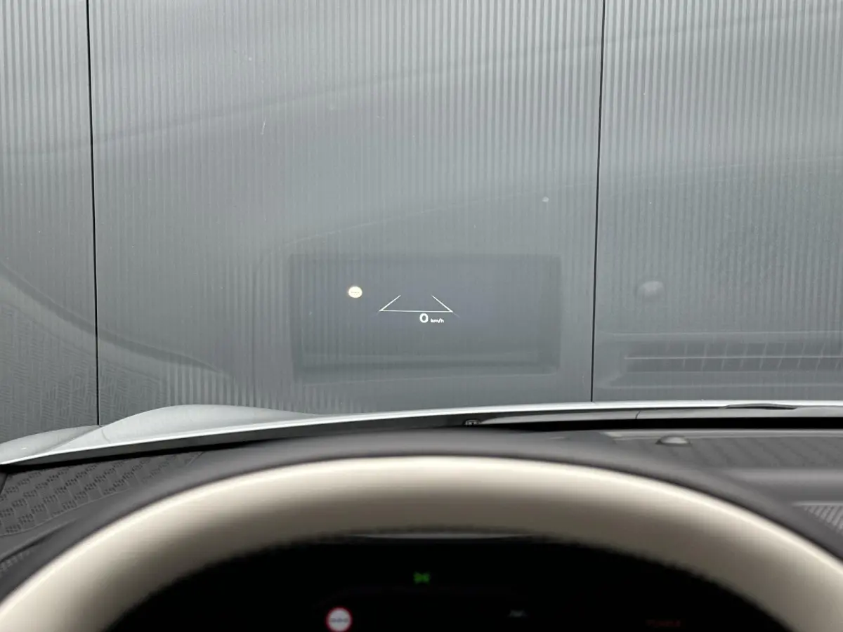GT-Line 84 kWh | Demo | Direct leverbaar | Garantie t/m 06-2032 | Navi | Clima | 360 Camera | Schuif-/kanteldak | Stoel-/stuurverwarming | Matrix LED