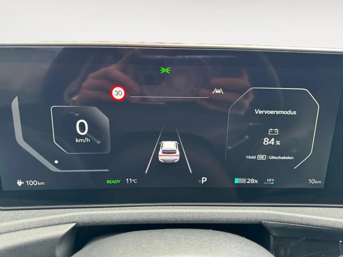 Light Edition 63 kWh | Enkele kleuren op voorraad bel voor info | € 4000,- Inruilpremie | 428km Actieradius