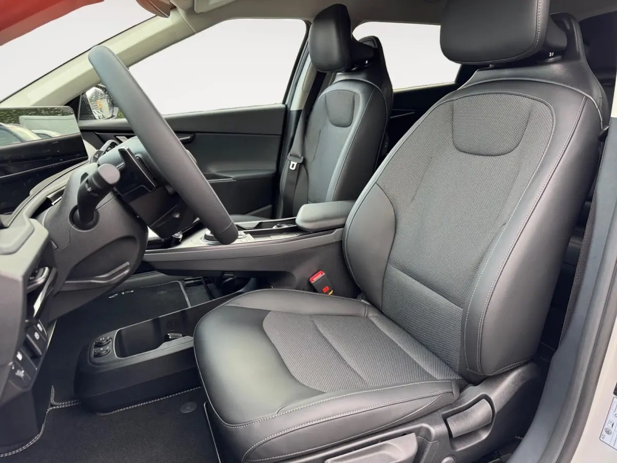 Light Edition 63 kWh | Enkele kleuren op voorraad bel voor info | € 4000,- Inruilpremie | 428km Actieradius