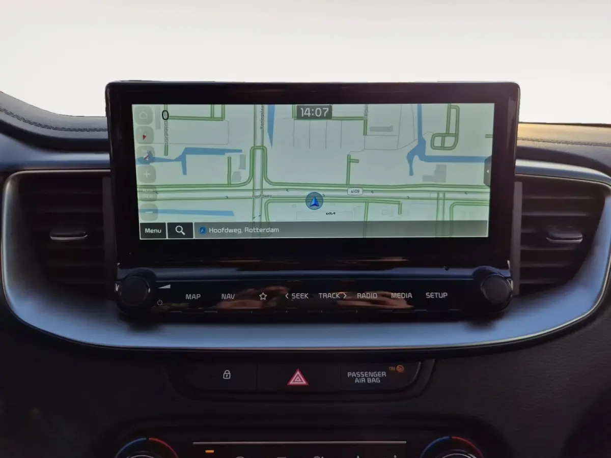 1.0 T-GDi DynamicLine | Cruise Control | Climate Control | Navigatie | Carplay/Android Auto | Camera |