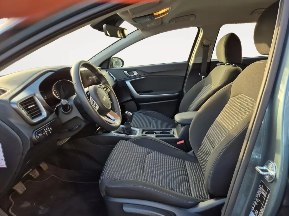 1.0 T-GDi DynamicLine | Cruise Control | Climate Control | Navigatie | Carplay/Android Auto | Camera |