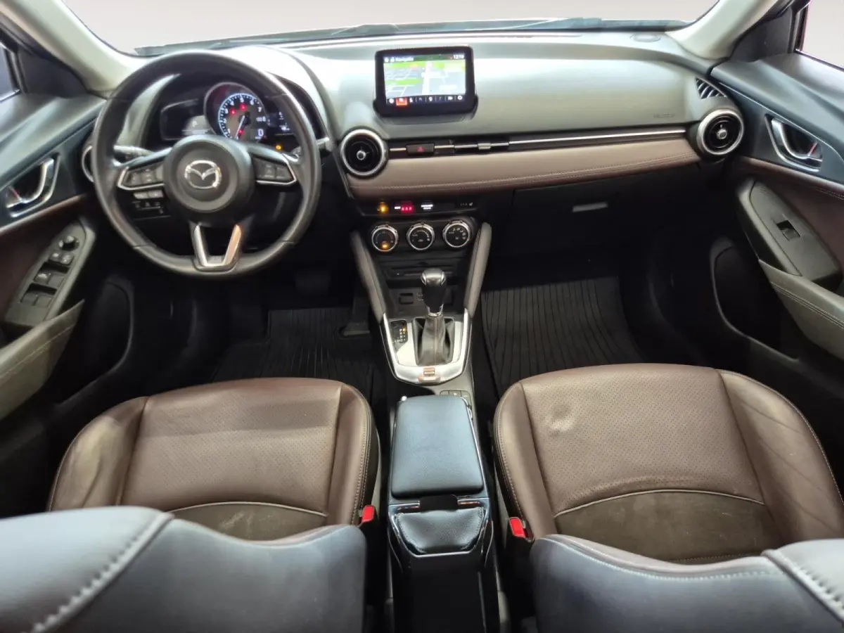 2.0 SkyActiv-G 120 GT-Luxury | Automaat | Climate Control | Cruise Control | Memory Stoelen | LM Velgen | Afneembare Trekhaak | Lederen Bekleding | Navigatie |