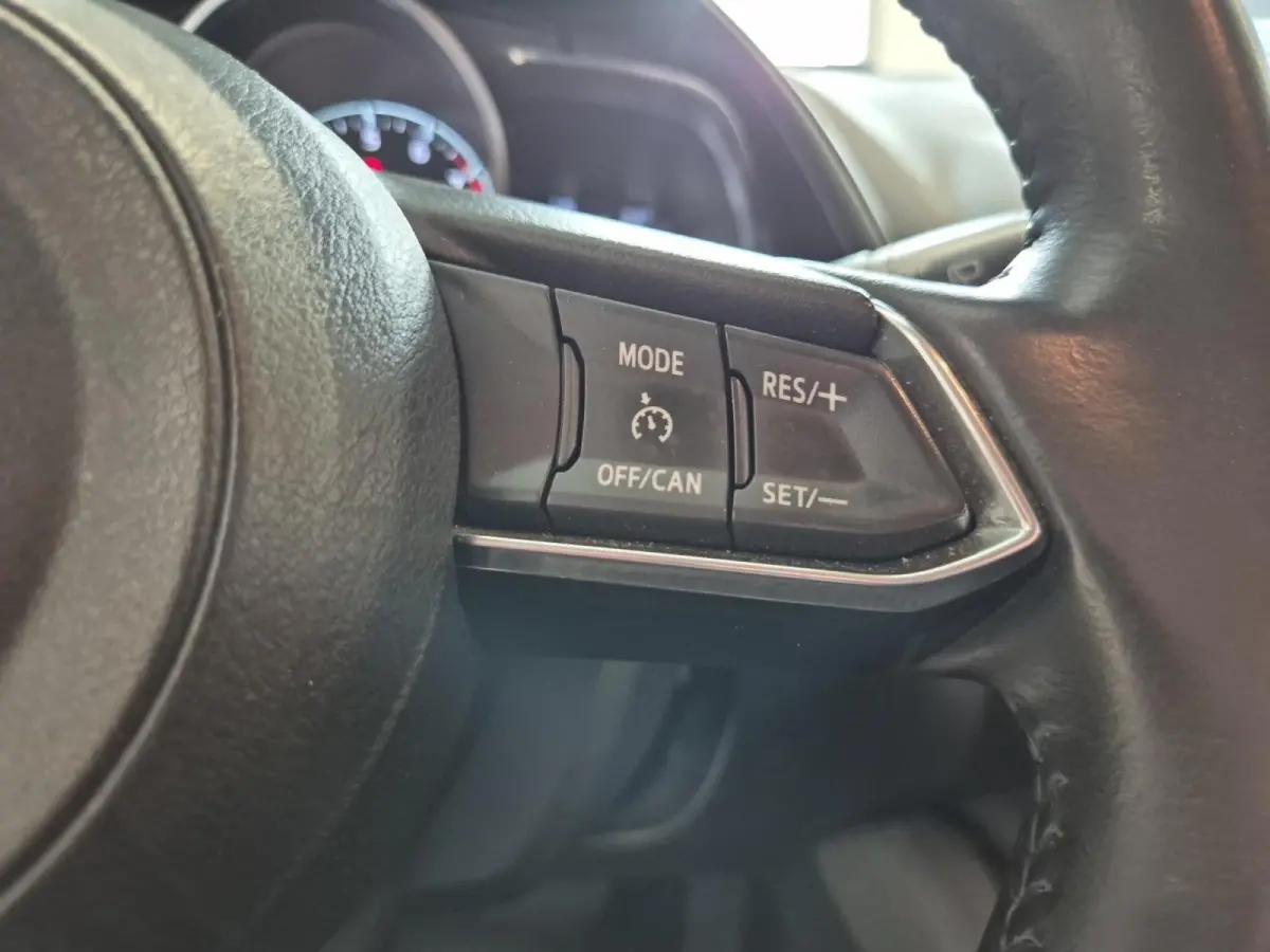 2.0 SkyActiv-G 120 GT-Luxury | Automaat | Climate Control | Cruise Control | Memory Stoelen | LM Velgen | Afneembare Trekhaak | Lederen Bekleding | Navigatie |