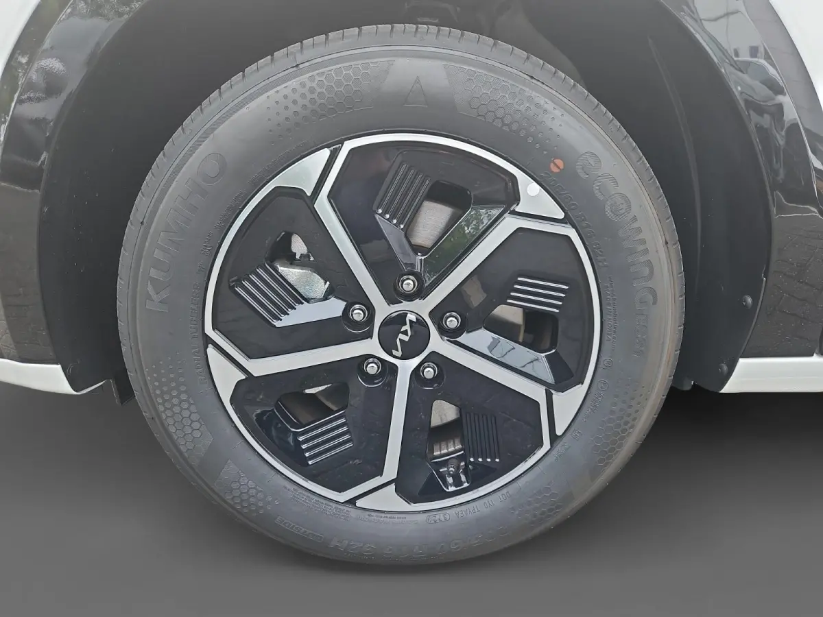 DynamicLine 64.8 kWh | Airco | Navi | Camera | LM Velgen | Cruise Control | DEMO |