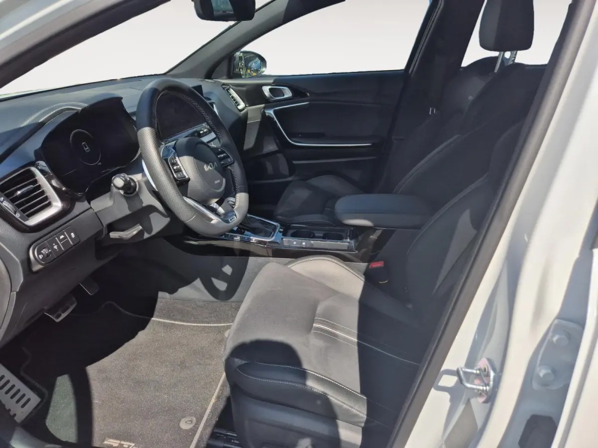 1.5 T-GDi GT-PlusLine | Airco | Navi | Camera | Privacy Glass | Panoramadak | AUTOMAAT |