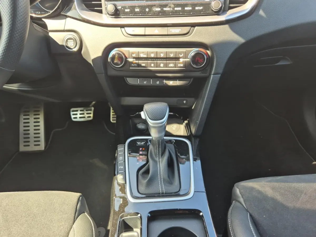 1.5 T-GDi GT-PlusLine | Airco | Navi | Camera | Privacy Glass | Panoramadak | AUTOMAAT |