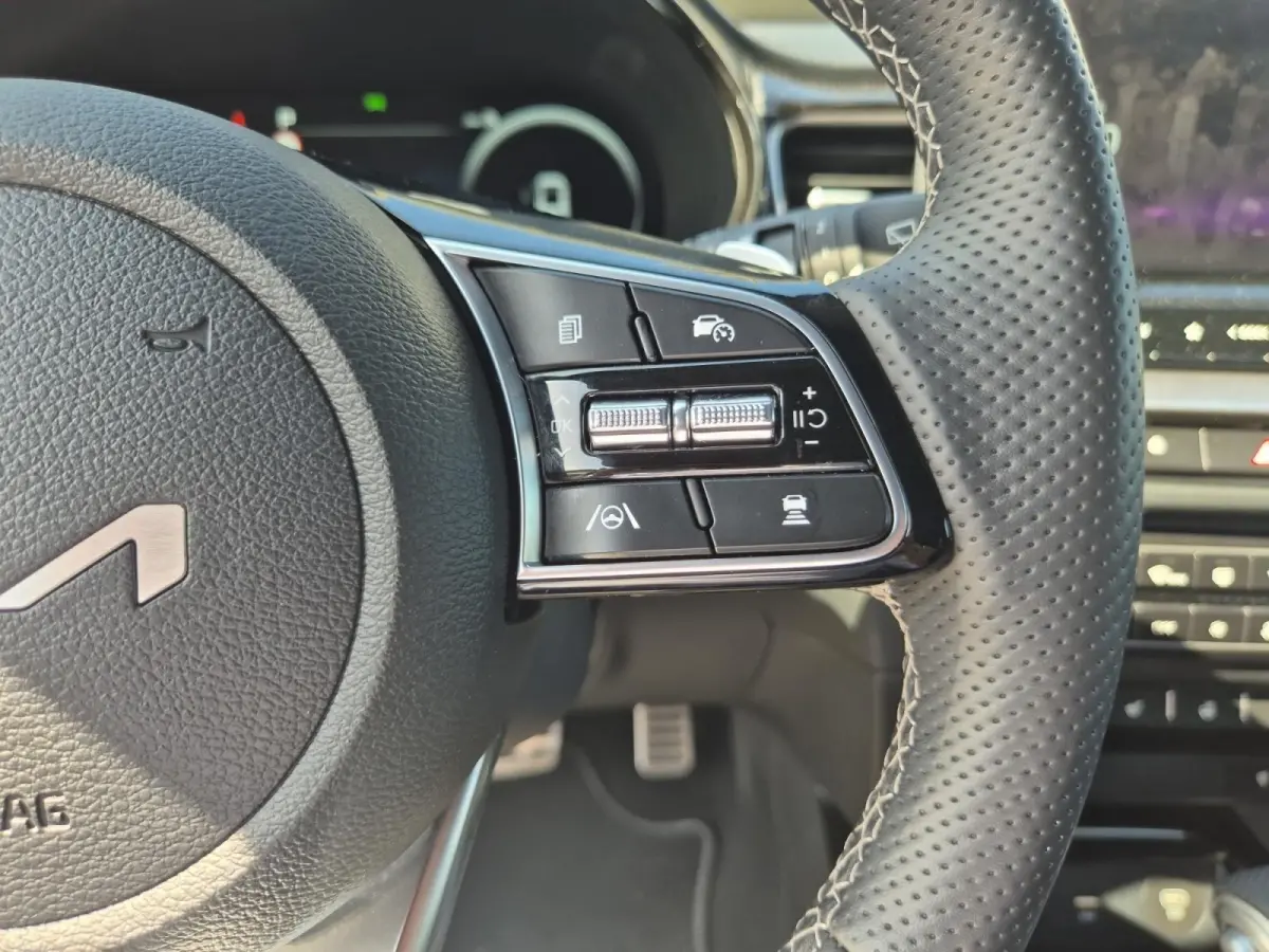 1.5 T-GDi GT-PlusLine | Airco | Navi | Camera | Privacy Glass | Panoramadak | AUTOMAAT |