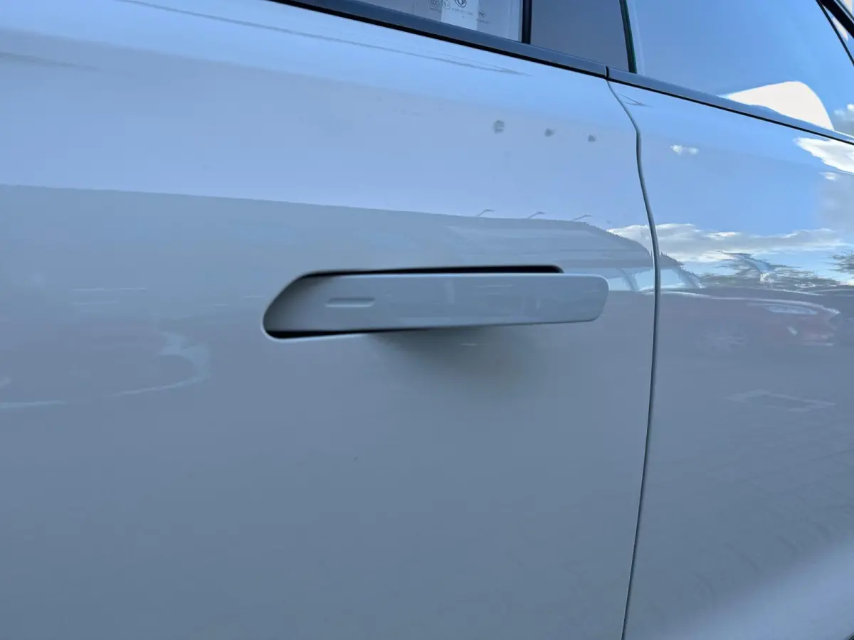 Premium Edition 42 kWh |Full Option|Rijklaarprijs|Nieuw|310 km range|Meerdere kleuren beschikbaar|