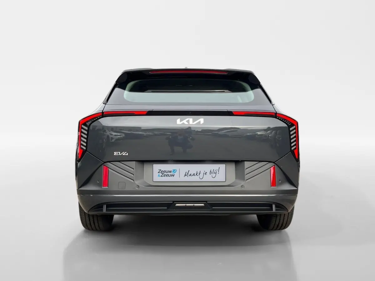 Air 58.3 kWh | Informeer naar beschikbaarheid | 204 pk | 435 km actieradius | NU €3.895 ,- Inruilpremie