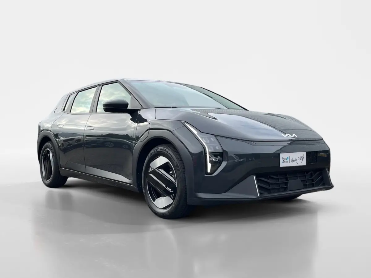 Air 58.3 kWh | Informeer naar beschikbaarheid | 204 pk | 435 km actieradius | NU €3.895 ,- Inruilpremie