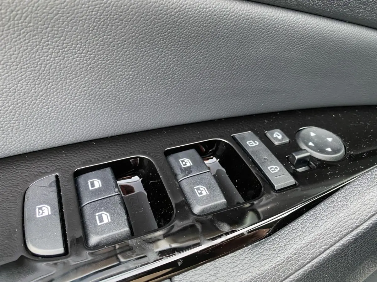 1.6 T-GDi Plug-in Hybrid AWD DynamicPlusLine | PHEV | 360 graden camera | Keyless | navigatie | Elektrische achterklep | Stoel-en stuurverwarming
