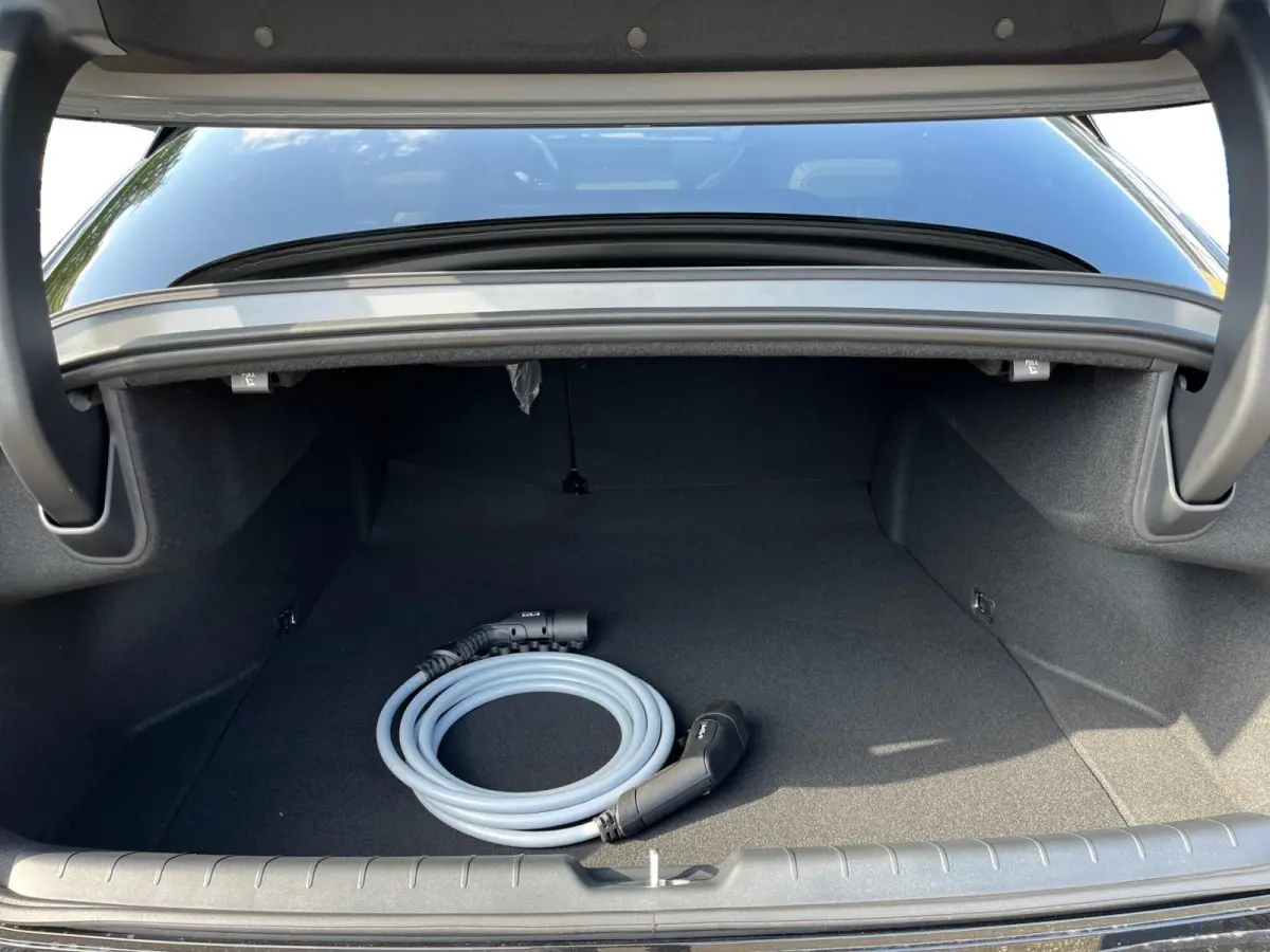 GT-PlusLine 81.4 kWh | Schuif/kanteldak | Lederen bekleding | 360 Graden camera | Head up display | Elektrische achterklep | Elektrische stoel verstelling met geheugen | Stoel verwarming + v