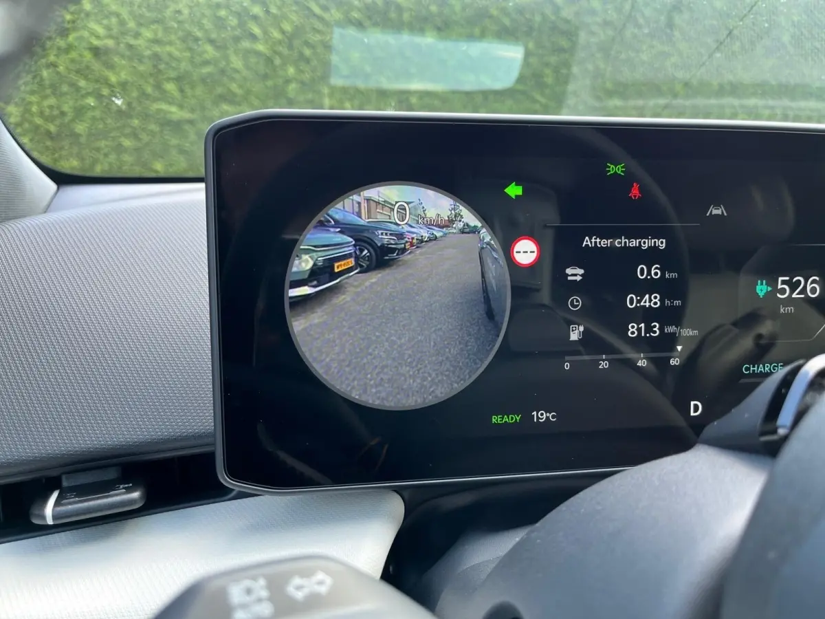 GT-PlusLine 81.4 kWh | Schuif/kanteldak | Lederen bekleding | 360 Graden camera | Head up display | Elektrische achterklep | Elektrische stoel verstelling met geheugen | Stoel verwarming + v