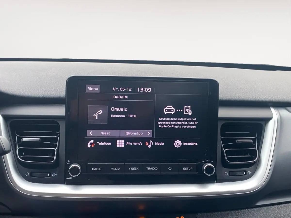 1.0 T-GDi MHEV DynamicLine | Appel Carplay/Android Auto | Trekhaak | Parkeer camera achter | Cruise control