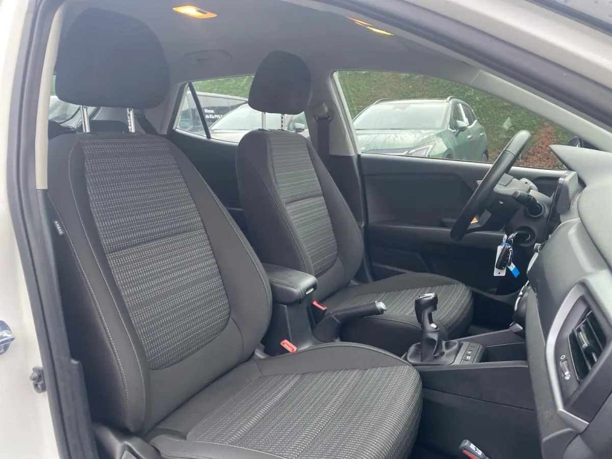1.0 T-GDi MHEV DynamicLine | Appel Carplay/Android Auto | Trekhaak | Parkeer camera achter | Cruise control