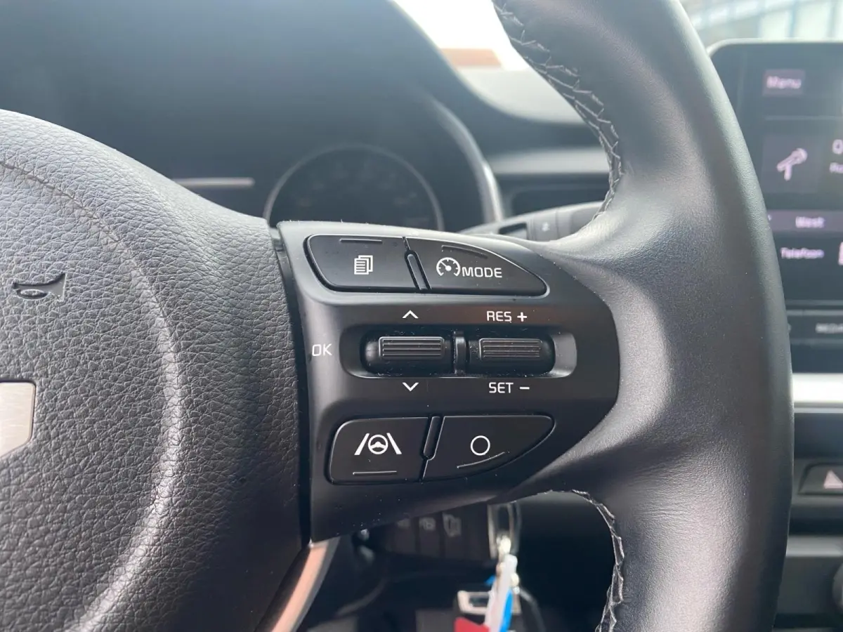 1.0 T-GDi MHEV DynamicLine | Appel Carplay/Android Auto | Trekhaak | Parkeer camera achter | Cruise control