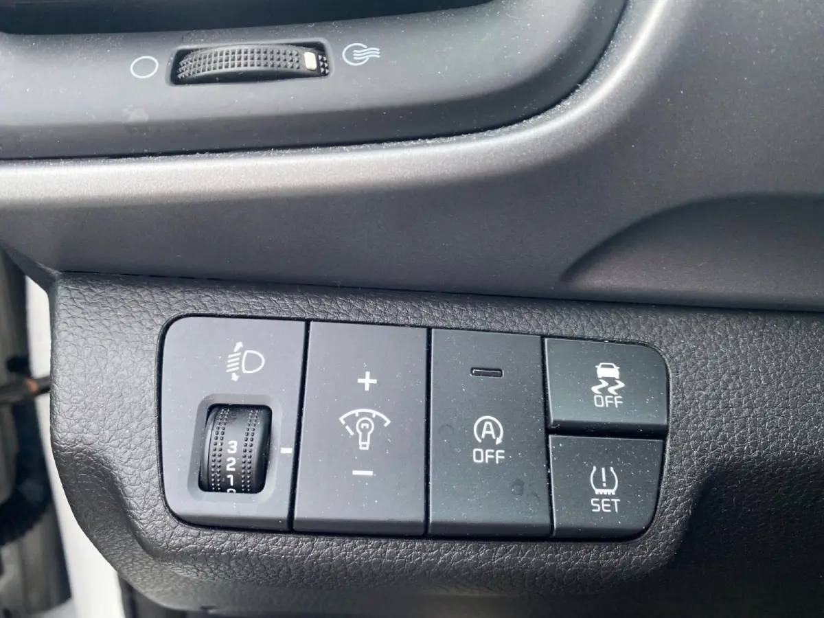 1.0 T-GDi MHEV DynamicLine | Appel Carplay/Android Auto | Trekhaak | Parkeer camera achter | Cruise control
