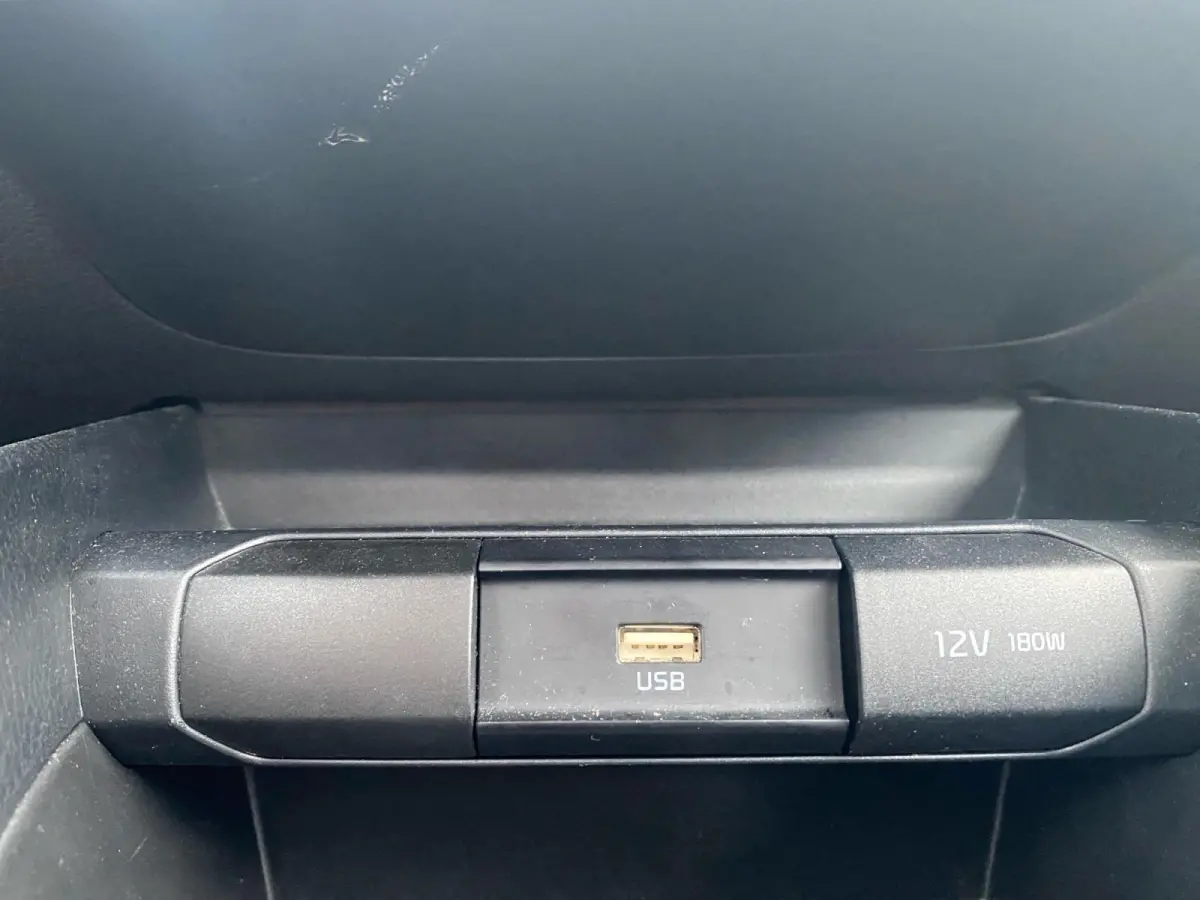 1.0 T-GDi MHEV DynamicLine | Appel Carplay/Android Auto | Trekhaak | Parkeer camera achter | Cruise control